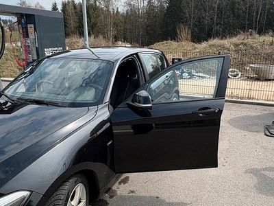 Second-hand BMW 118 Sport Line 143 CP (105 kW) 2012 Negru Hatchback