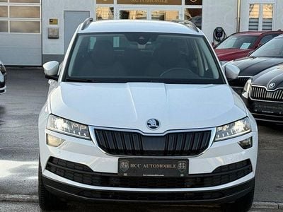 Bila moon/moon white Gebraucht 2018 Skoda Karoq Style SUV | 18.998 € (Fairer Preis)