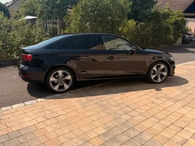 Gebraucht Audi A3 Business 190 PS (139 kW) 2017 Schwarz Limousine