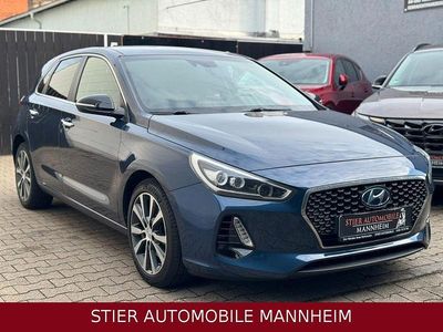 Blau Gebraucht 2017 Hyundai i30 Intro Edition Limousine | 10.950 € (Guter Preis)