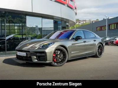 Neu Porsche Panamera GTS 500 PS (367 kW) 2026 Grün Limousine