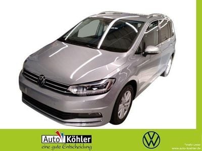 Second-hand VW Touran Highline 150 CP (110 kW) 2025 Argintiu Monovolum