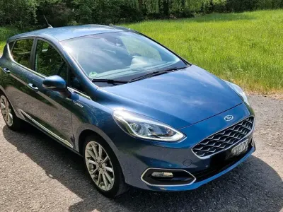 Gebraucht Ford Fiesta 101 PS (74 kW) 2020 Blau Kleinwagen
