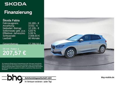 Usata Skoda Fabia Active 95 CV (69 kW) 2022 Argento Utilitaria