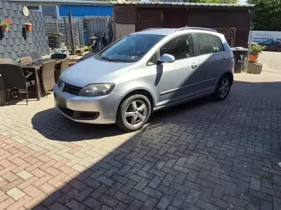 Gebraucht VW Golf Plus Cross 80 PS (58 kW) 2009 Silber Van / Kleinbus
