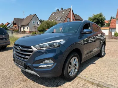 Gebraucht Hyundai Tucson Advantage 132 PS (97 kW) 2017 Blau SUV