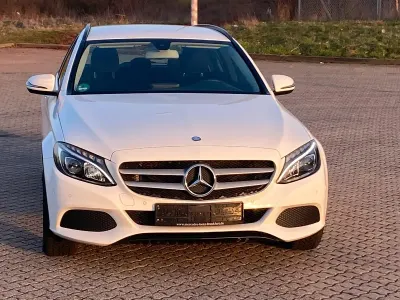 Gebraucht Mercedes C180 116 PS (85 kW) 2017 Weiß Kombi