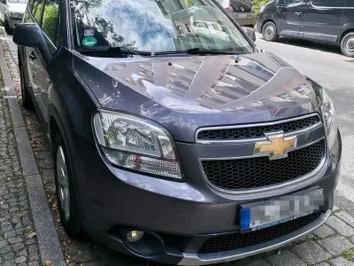 Gebraucht Chevrolet Orlando 140 PS (102 kW) 2013 Grau Van / Kleinbus