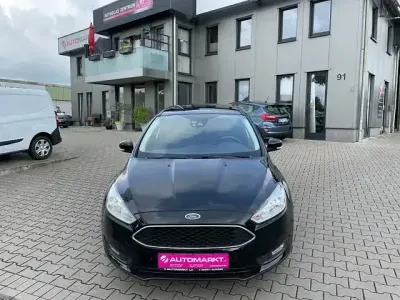Używany Ford Focus Business Edition 320 KM (235 kW) 2015 Czarny Sedan/Limuzyna
