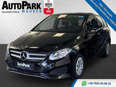 Gebraucht Mercedes 180 109 PS (80 kW) 2017 Schwarz Limousine
