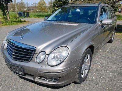 Gebraucht Mercedes 220 170 PS (125 kW) 2009 Gold Kombi