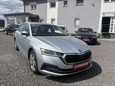 Gebraucht Skoda Octavia Style 150 PS (110 kW) 2021 Brilliantsilber metallic Kombi