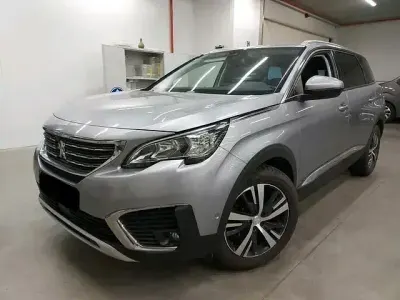 Gebraucht Peugeot 5008 Allure 131 PS (96 kW) 2019 Grau SUV