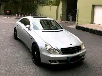 Gebraucht Mercedes CLS350 272 PS (200 kW) 2004 Silber Coupé