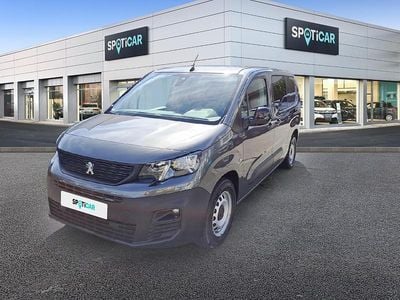 Grau Gebraucht 2022 Peugeot E-Partner Premium Van / Kleinbus | 19.980 € (Etwas zu teuer)