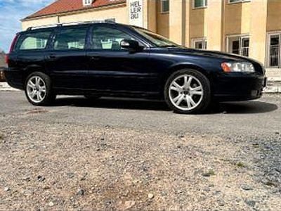 Second-hand Volvo V70 185 CP (136 kW) 2007 Albastru Break