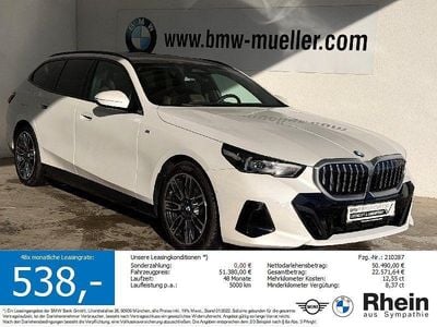Gebraucht BMW 520 Comfort Edition 197 PS (144 kW) 2025 Mineralweiss metallic Kombi