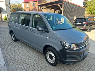 Gebraucht VW Caravelle 102 PS (75 kW) 2016 Grau Van