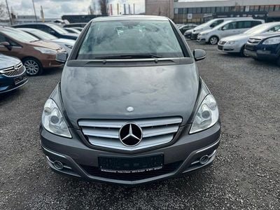 Gebraucht Mercedes B200 136 PS (100 kW) 2008 Grau Van / Kleinbus
