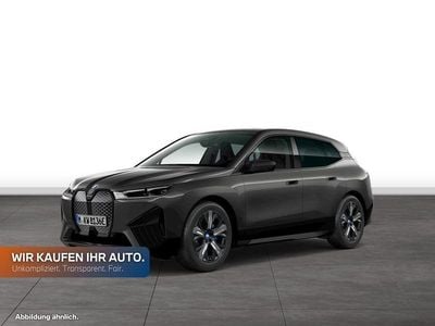 Gebraucht BMW iX 239 kW (326 PS) 2025 Sophistograu brillanteffekt metallic SUV