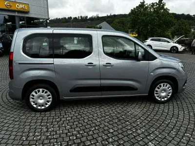 Gebraucht Opel Combo Edition 110 PS (80 kW) 2020 Silber Van / Kleinbus