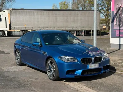 Używany BMW M5 560 KM (411 kW) 2011 Niebieski Sedan/Limuzyna