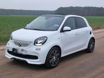 Gebraucht Smart ForFour Brabus 90 PS (66 kW) 2019 Weiß Kleinwagen