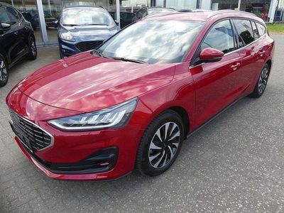 Gebraucht Ford Focus Titanium 155 PS (114 kW) 2024 Fantastic red met. (metallic) Kombi