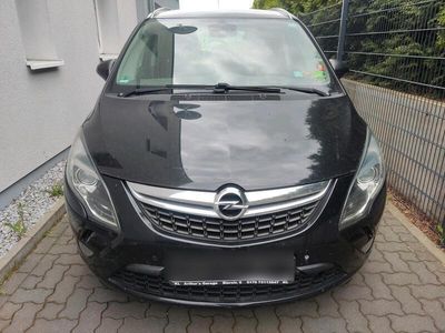 Opel Zafira Tourer