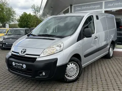 Gebraucht Toyota Proace 122 PS (89 kW) 2019 Weiß Van / Kleinbus