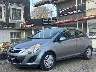 Gebraucht Opel Corsa Edition 69 PS (50 kW) 2012 Silbersee/perl silber (m2) Kleinwagen