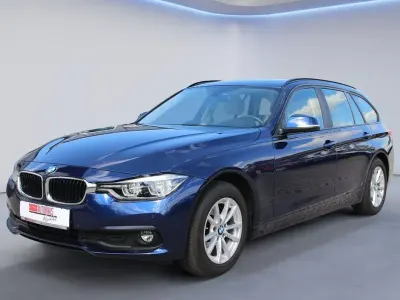 Gebraucht BMW 320 Advantage 190 PS (139 kW) 2019 Blau Limousine