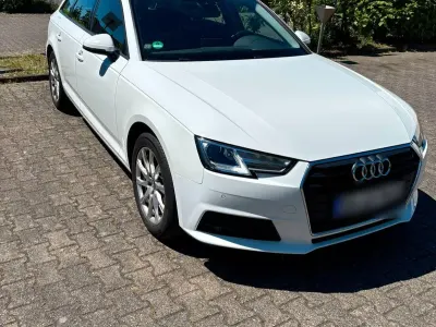 Gebraucht Audi A4 150 PS (110 kW) 2018 Weiß Kombi