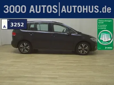 Gebraucht VW Touran Highline 150 PS (110 kW) 2022 Schwarz Van / Kleinbus