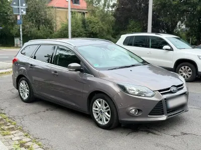 Gebraucht Ford Focus Titanium 150 PS (110 kW) 2014 Grau Kombi