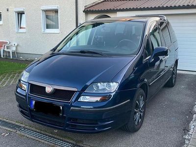 Gebraucht Fiat Ulysse 136 PS (100 kW) 2009 Blau Van / Kleinbus