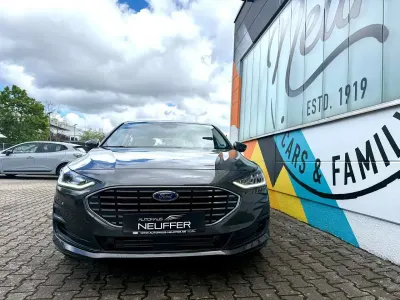 Nuova Ford Focus Titanium 155 CV (114 kW) 2025 Grigio Berlina