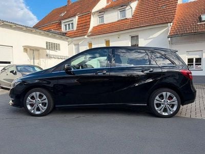 Gebraucht Mercedes B180 Urban 109 PS (80 kW) 2017 Schwarz Van / Kleinbus