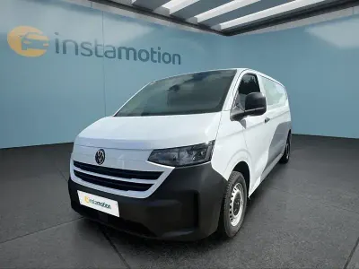 Gebraucht VW T7 150 PS (110 kW) 2025 Weiß Van