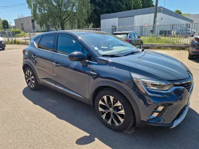 Gebraucht Renault Captur Techno 92 PS (67 kW) 2023 Grau SUV