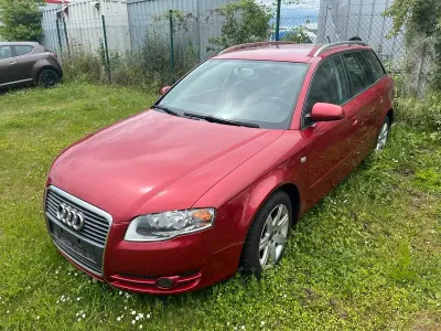 Gebraucht Audi A4 130 PS (95 kW) 2005 Rot Kombi