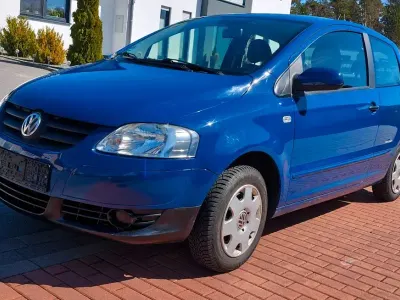 Second-hand VW Fox 55 CP (40 kW) 2009 Albastru Hatchback