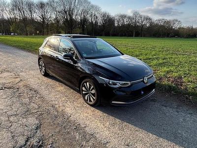 Gebraucht VW Golf VIII Move 150 PS (110 kW) 2024 Schwarz Limousine