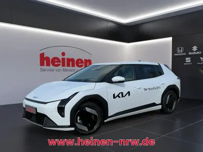 Usata Kia EV4 Earth 150 kW (204 CV) 2026 Bianco Berlina