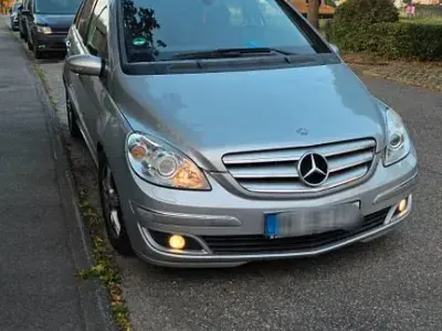 Gebraucht Mercedes 200 196 PS (144 kW) 2005 Silber Limousine