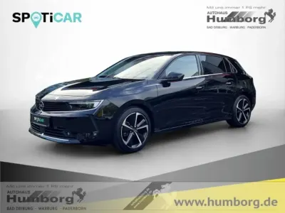 Usata Opel Astra Elegance 131 CV (96 kW) 2023 Nero Utilitaria