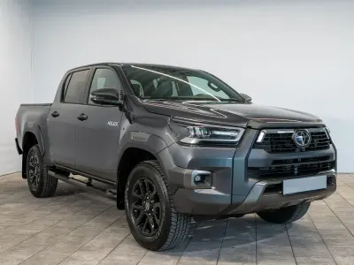 Nowe Toyota HiLux 204 KM (150 kW) 2026 Szary Pickup
