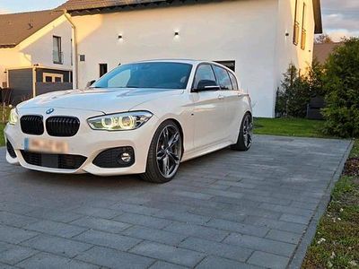 Gebraucht BMW 125 Comfort Edition 224 PS (164 kW) 2017 Weiß Kleinwagen