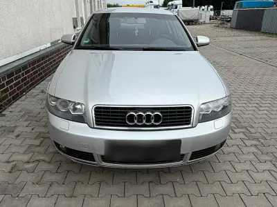 Gebraucht Audi A4 2004 Grau Limousine