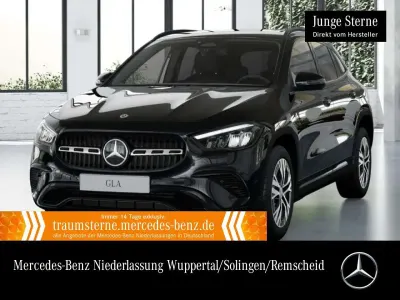 Gebraucht Mercedes GLA250 Progressive 163 PS (119 kW) 2025 Schwarz SUV